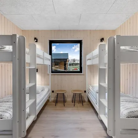 Holiday home Gustaf - 800m From The Sea By Interhome